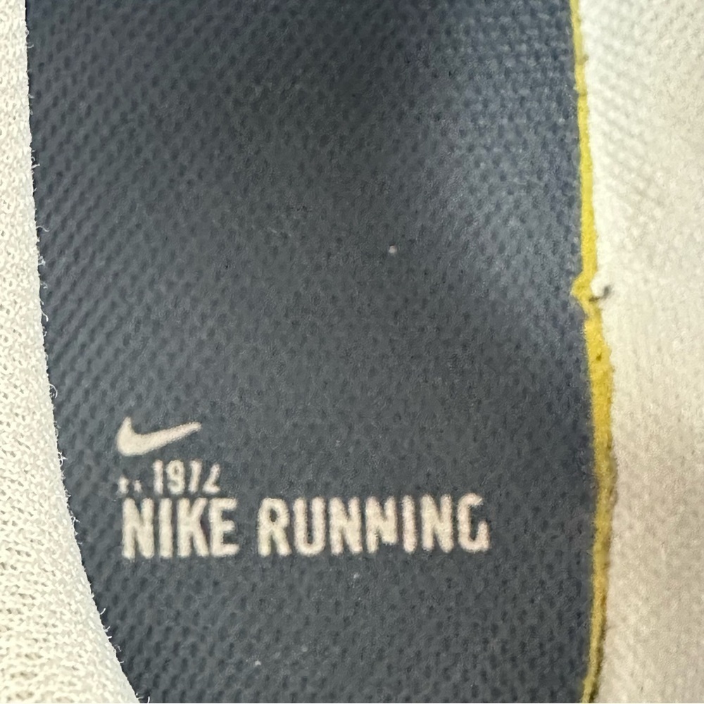 Nike Men’s Sneakers. - Picture 5 of 10
